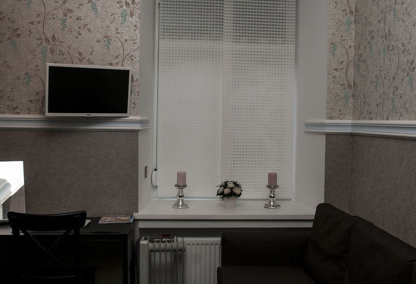 Hotel Griboedov House 19
