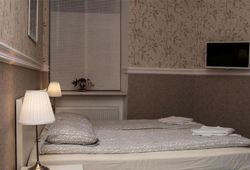 Hotel Griboedov House 3