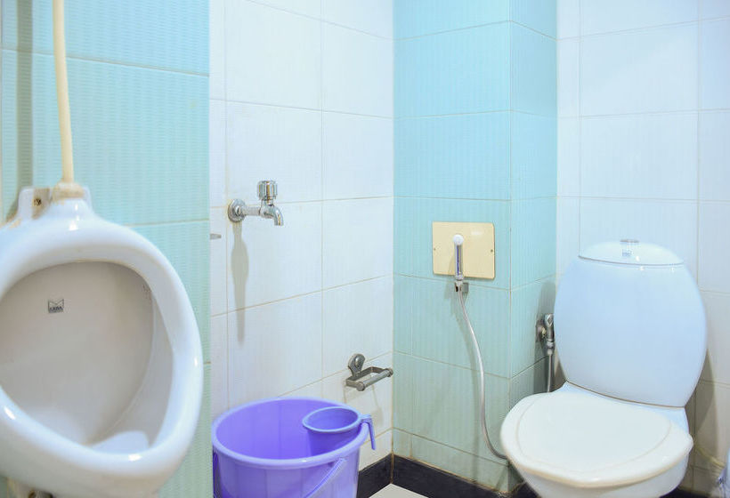 Hotel Zo Rooms Ameerpet Satyam 17