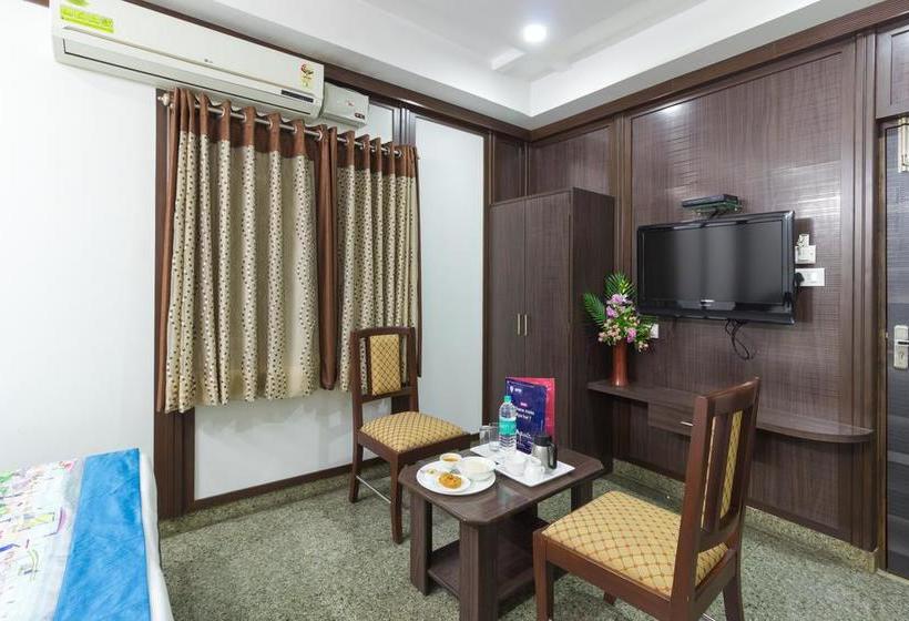 Hotel Oyo Rooms Nalanda School Vengal Rao Nagar 1