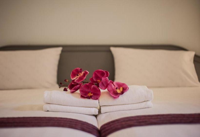 Hotel Diamond Plaza 6