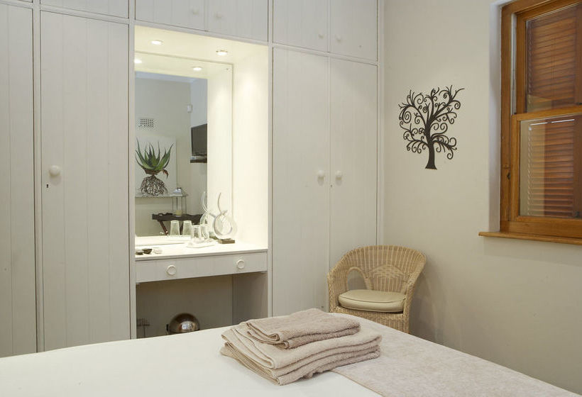 Pension Yellow Aloe Guesthouse 8