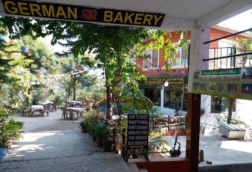 Hotel Bhandari Swiss Cottage 13