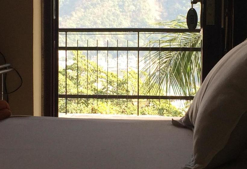 Hotel Bhandari Swiss Cottage 7