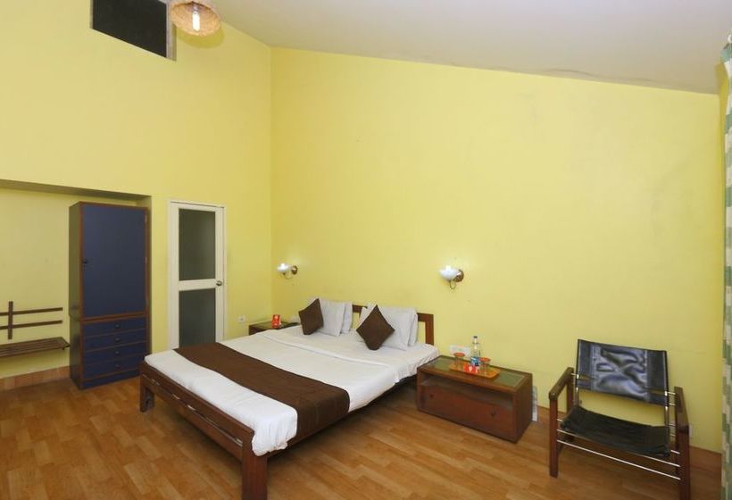 Hotel Oyo Premium Convent Road Fire Station 11