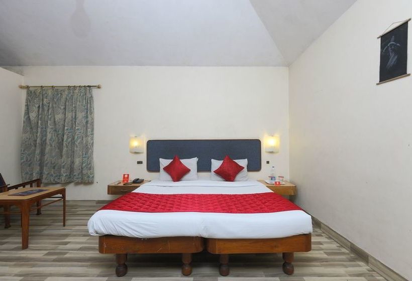 Hotel Oyo Premium Convent Road Fire Station 7