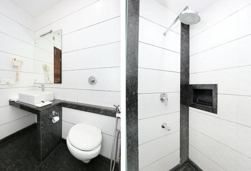 Hotel ZO Rooms Iconic Panchkula Sector 11 Panchkula