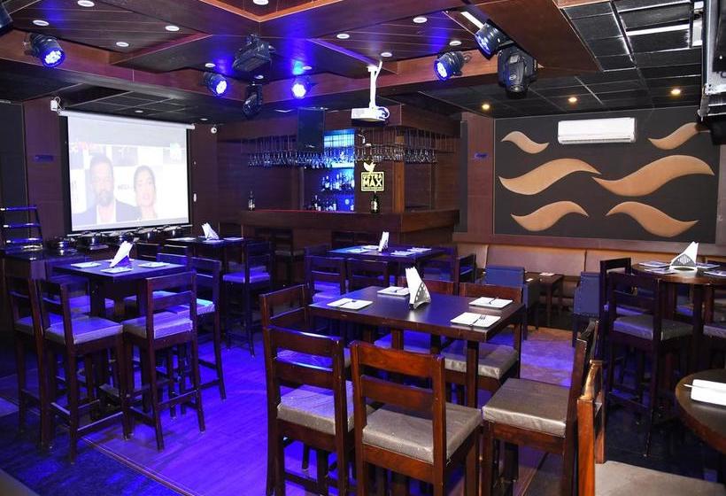 Hotel ZO Rooms Iconic Panchkula Sector 11 14