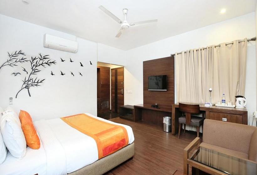 Hotel ZO Rooms Iconic Panchkula Sector 11 9