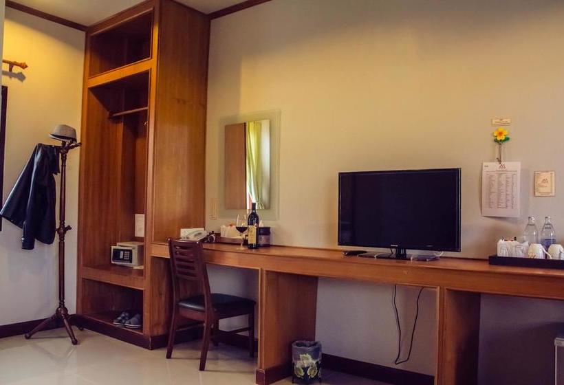 Hotel Medio De Pai 8