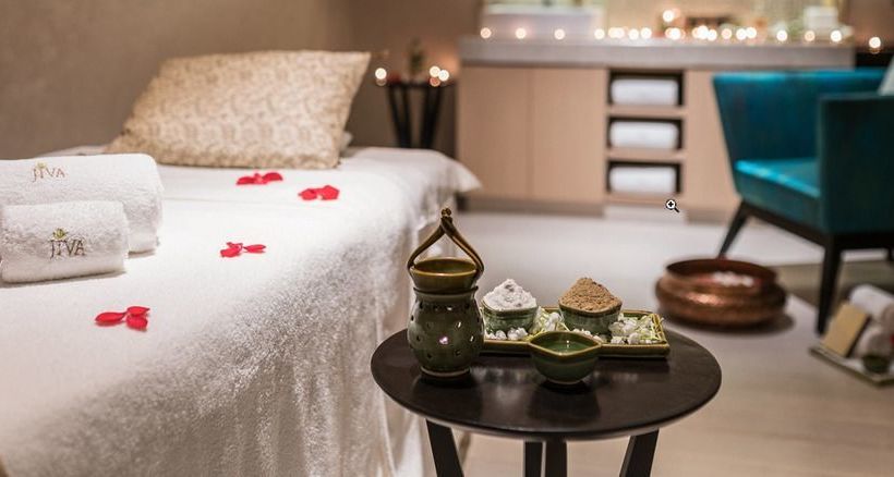 Hotel Vivanta By Taj Guwahati 19