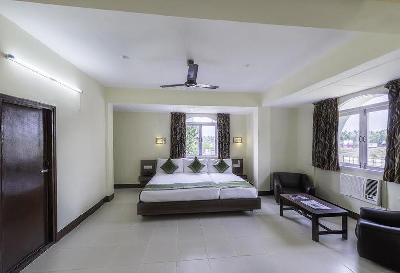 Hotel Treebo Green Park 6