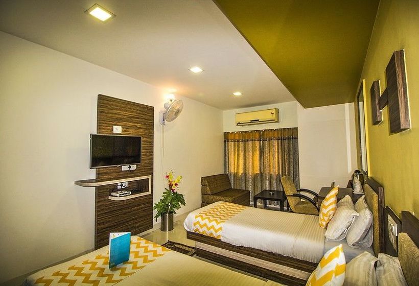 Hotel Zo Rooms Navrangpura 20