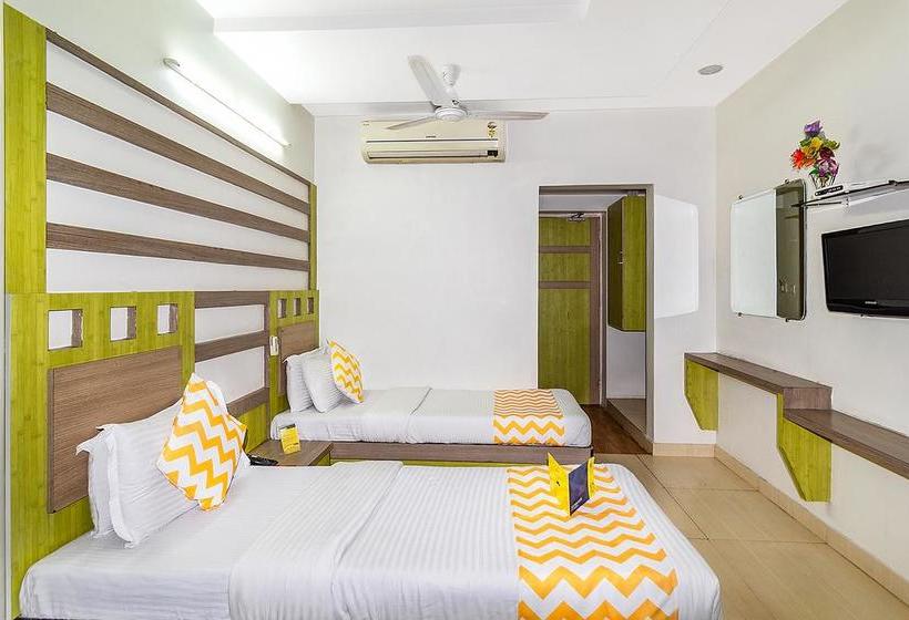 Hotel Zo Rooms Navrangpura 9