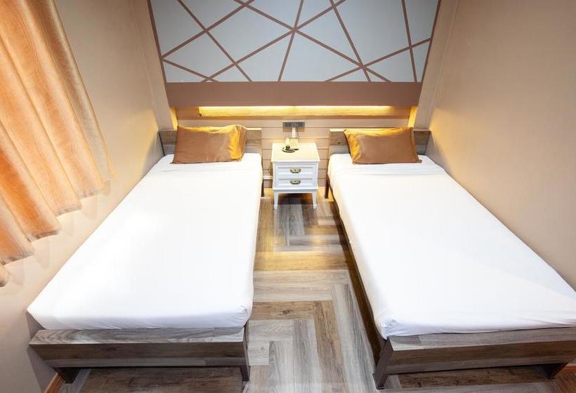 Hotel Golden House Sa Kaeo 10