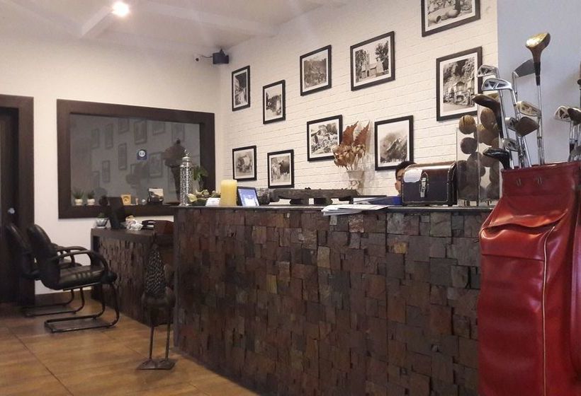 Hotel Tea Harvester Munnar 3