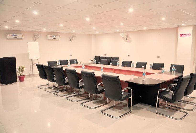 Hotel Genx Sundaram Haldwani 13