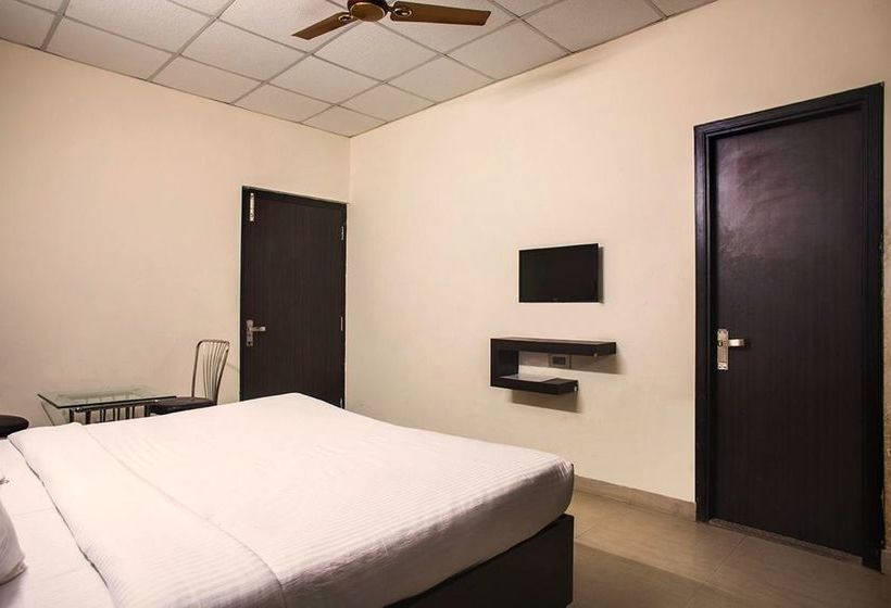 Hotel Genx Sundaram Haldwani 7