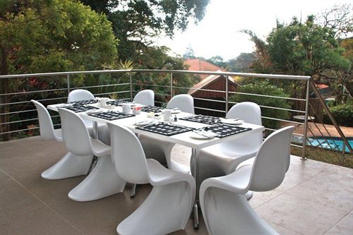 Pension The Grange Guest House 11