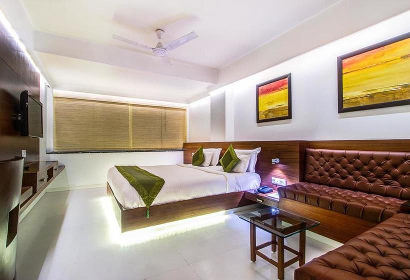 Hotel Zo Cherry Tree Palasia 5