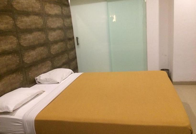 Hotel Silver Sands Beach Resort Damán