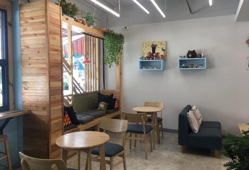 Pension Sleep Sheep Phuket Hostel 1