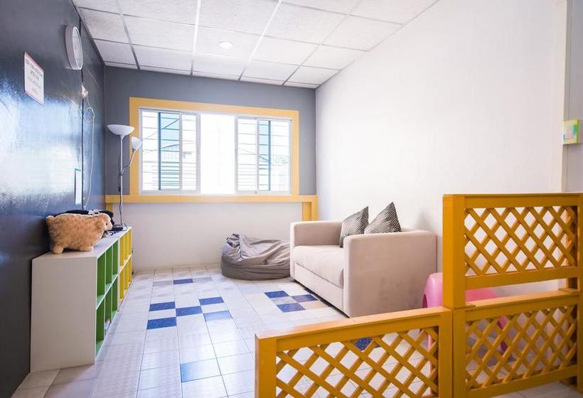 Pension Sleep Sheep Phuket Hostel 13