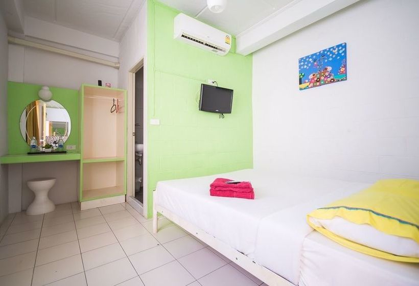 Pension Sleep Sheep Phuket Hostel 20