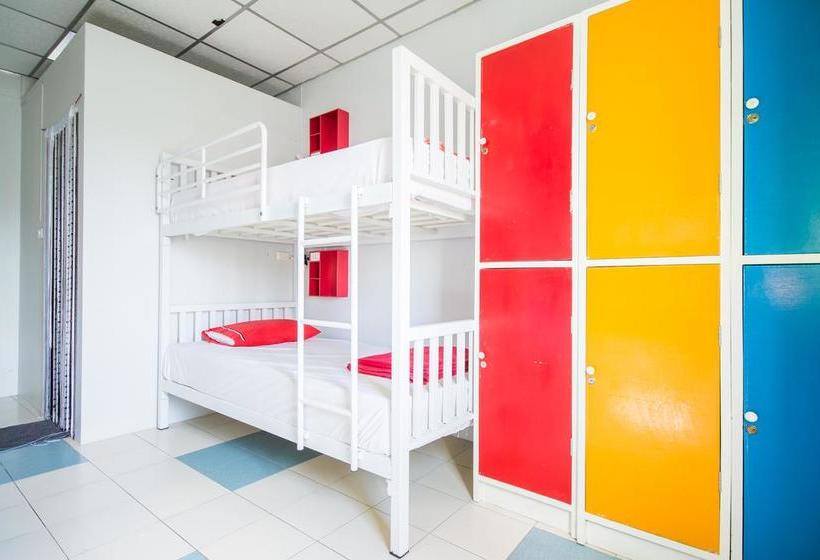 Pension Sleep Sheep Phuket Hostel 7