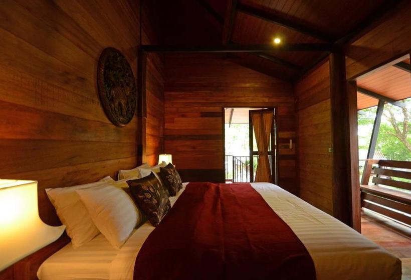 Ananta Thai Pool Villas Resort Phuket 10