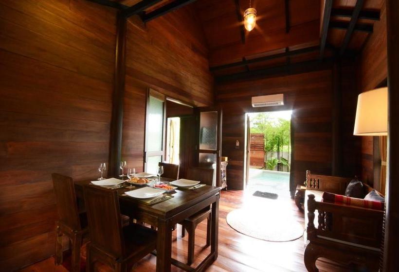 Ananta Thai Pool Villas Resort Phuket 14