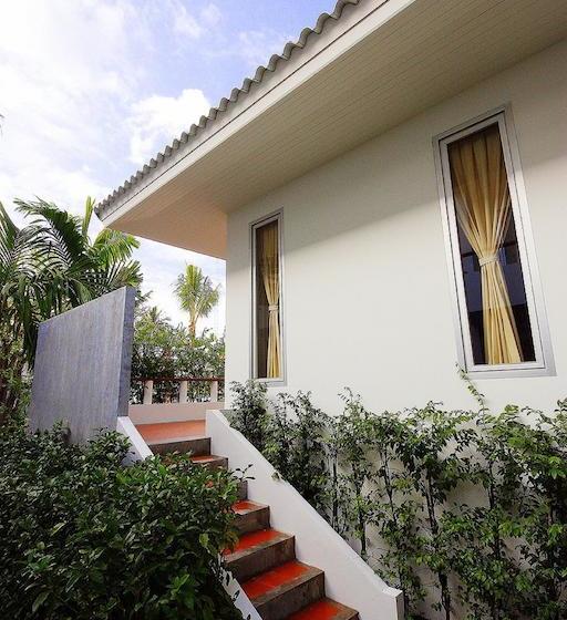 Resort The Signature Phuket 18