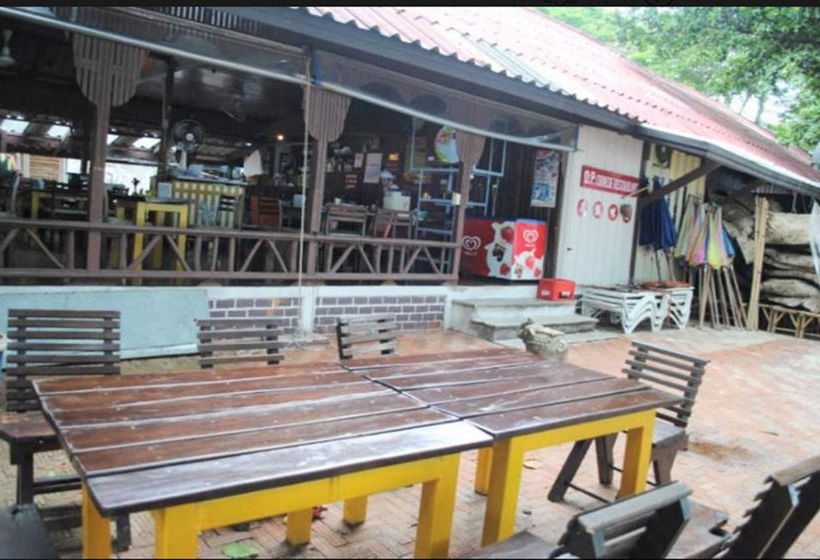 Hotel O.p. Bungalow 17