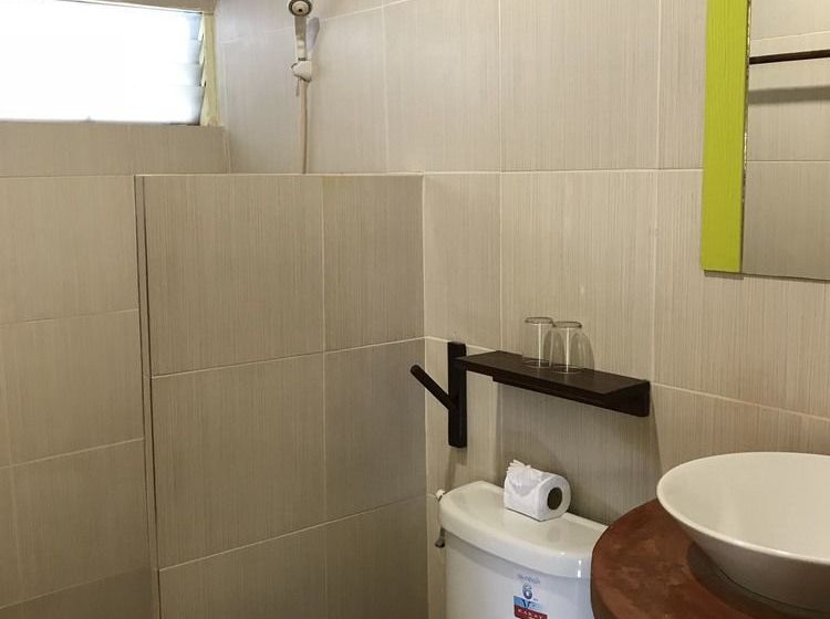 Hotel O.p. Bungalow 9