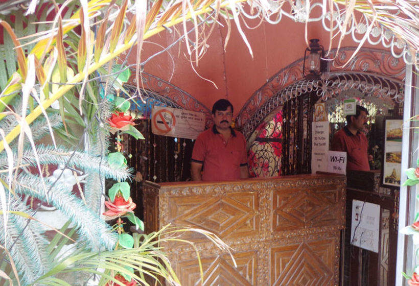 Hotel Royal Aashiyana Palace 17