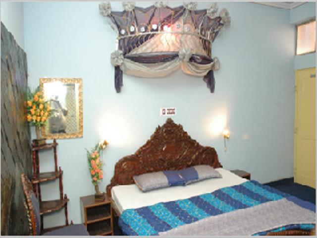 Hotel Royal Aashiyana Palace 2