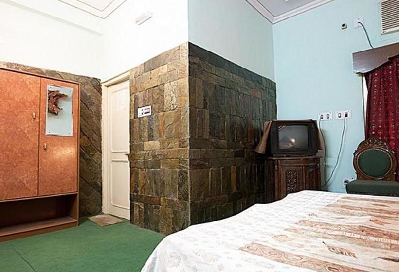 Hotel Royal Aashiyana Palace 6