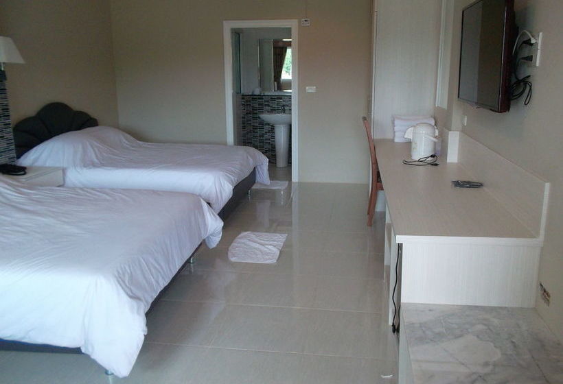 Highway Hotel Huahin 2