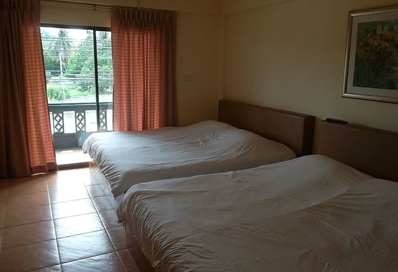 Highway Hotel Huahin 9