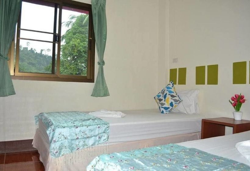 Khaolak Wandee Hostel 16