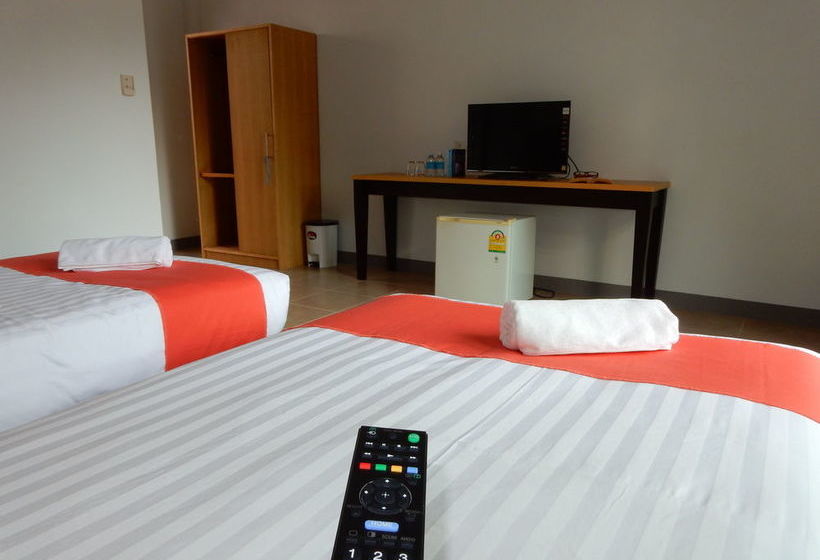 Khaolak Wandee Hostel 17