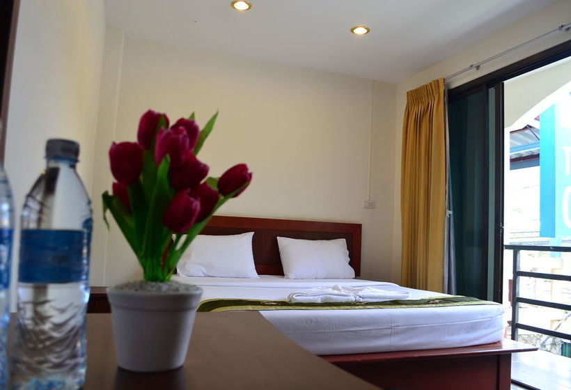 Khaolak Wandee Hostel 2