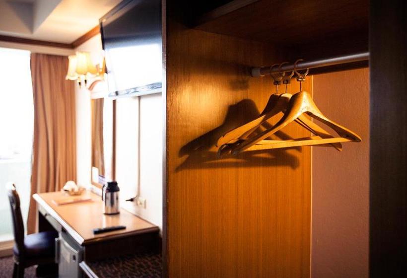 Hotel Hatyai Central 17