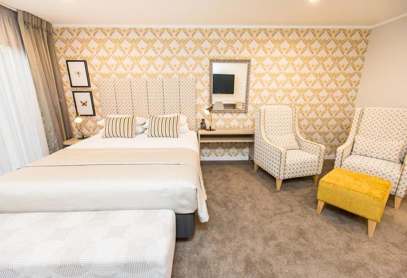 Motel Destiny On Fitzherbert 16