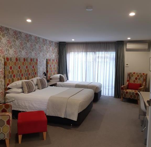 Motel Destiny On Fitzherbert 17