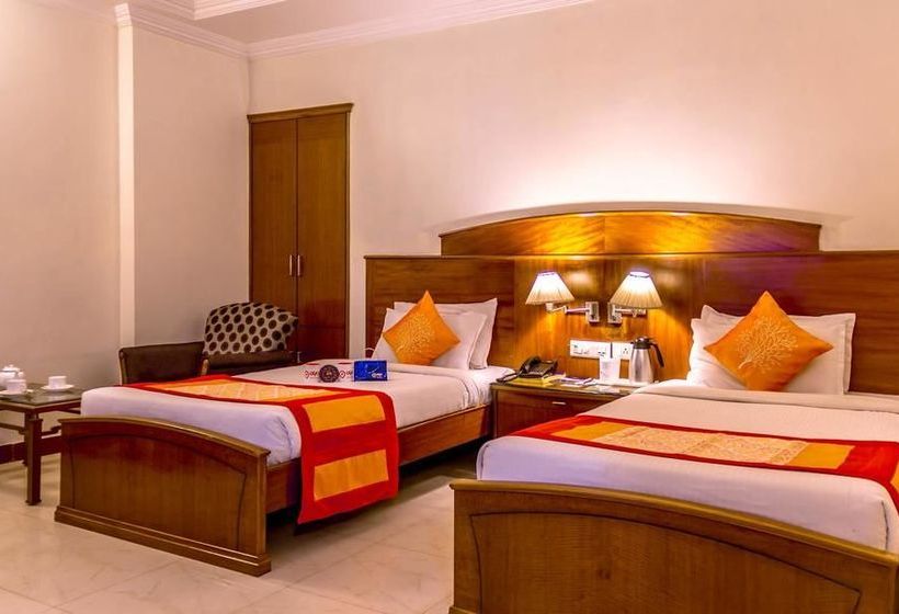 Hotel Oyo Premium Station Road Visakhapatnam 13