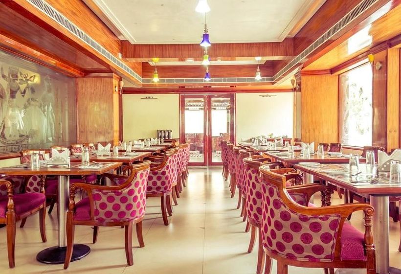 Hotel Oyo Premium Station Road Visakhapatnam 17