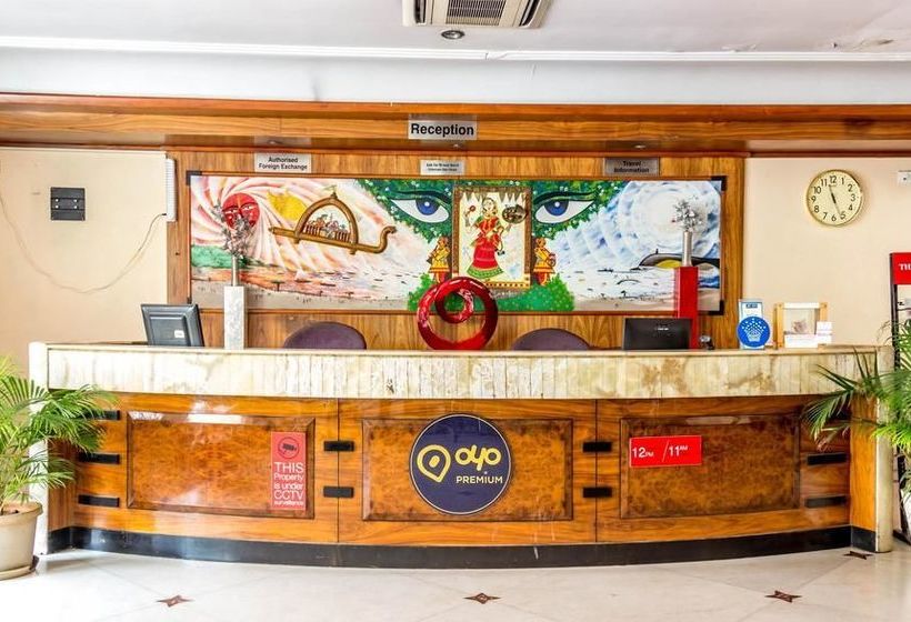 Hotel Oyo Premium Station Road Visakhapatnam 2