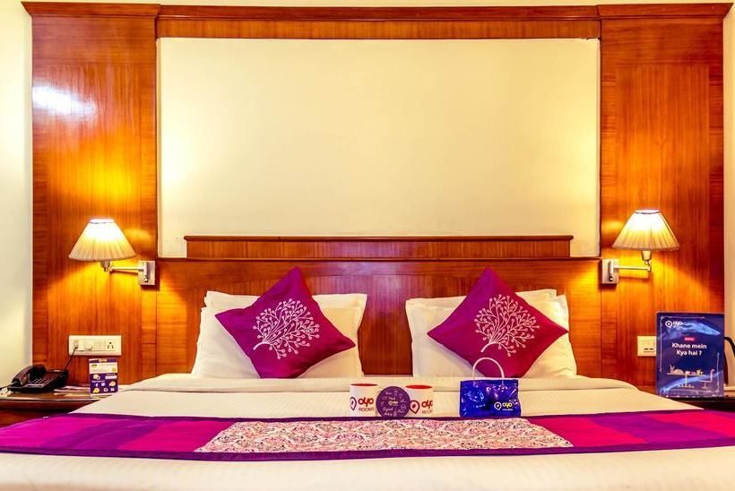 Hotel Oyo Premium Station Road Visakhapatnam 6