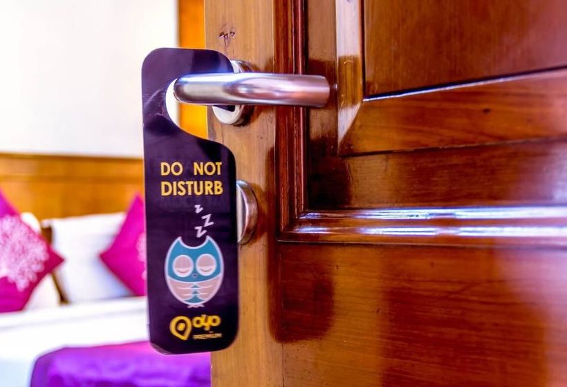 Hotel Oyo Premium Station Road Visakhapatnam 7